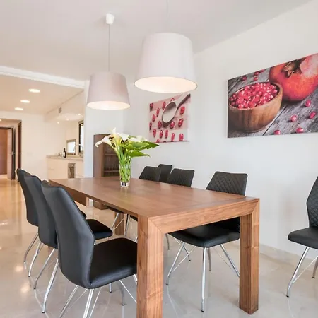 Mit Privatpool Fuer 8 Personen Ca 400 Qm In Porto Cristo, Mallorca Suedostkueste Von Mallorca *